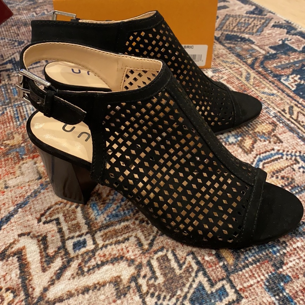 Unisa black heel, size 7